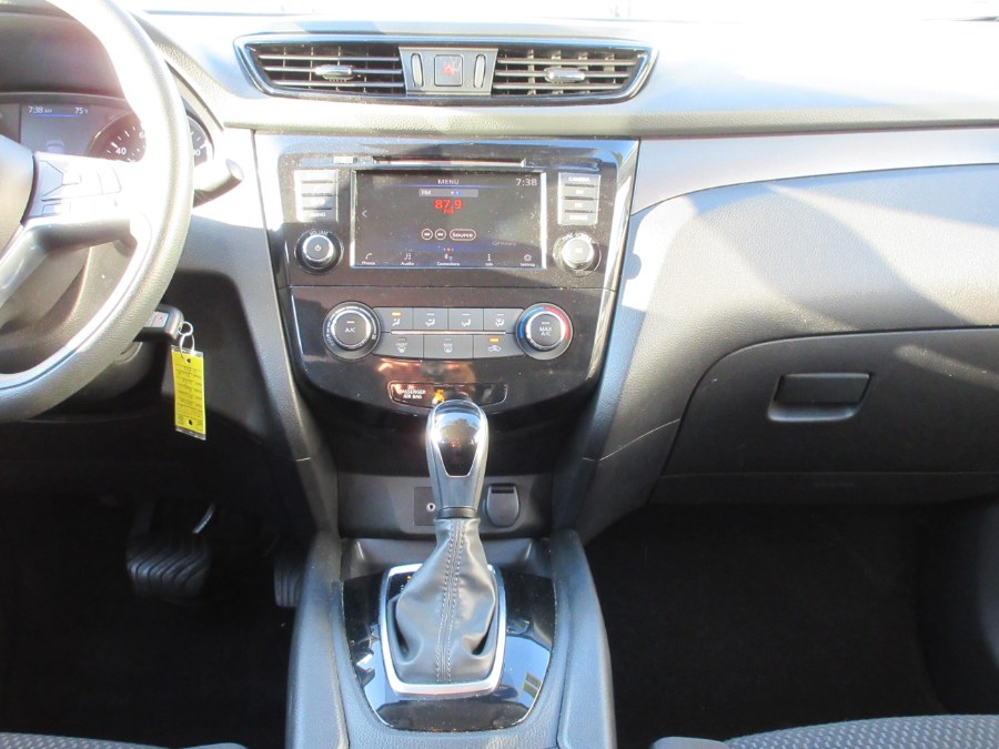 2020 Nissan Rogue Sport FWD S, available for sale in Linden, New Jersey | Route 27 Auto Mall. Linden, New Jersey 2020 Nissan Rogue Sport FWD S, available for sale in Linden, New Jersey | Route 27 Auto Mall. Linden, New Jersey