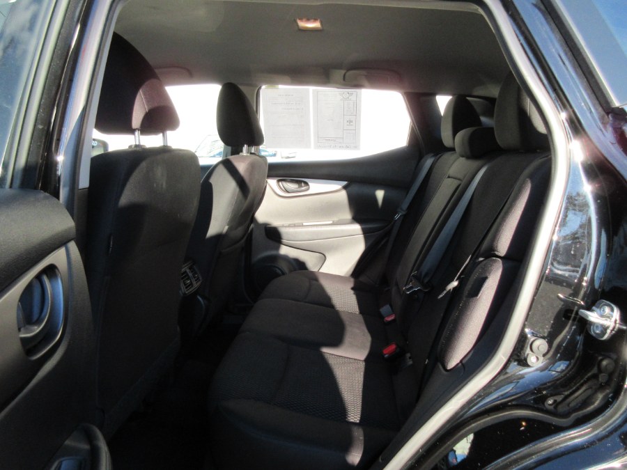 2020 Nissan Rogue Sport FWD S, available for sale in Linden, New Jersey | Route 27 Auto Mall. Linden, New Jersey 2020 Nissan Rogue Sport FWD S, available for sale in Linden, New Jersey | Route 27 Auto Mall. Linden, New Jersey