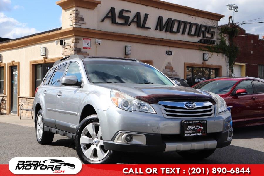 Used Subaru Outback 4dr Wgn H4 Auto 2.5i Limited Pwr Moon 2011 | Asal Motors. East Rutherford, New Jersey