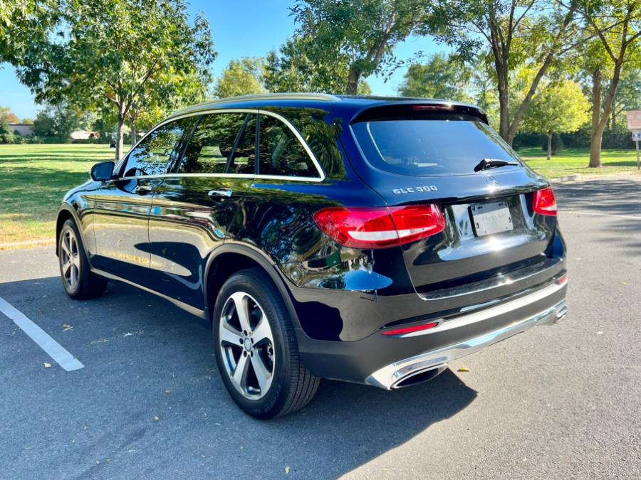 Used Mercedes-Benz GLC 4MATIC 4dr GLC 300 2016 | Easy Credit of Jersey. South Hackensack, New Jersey
