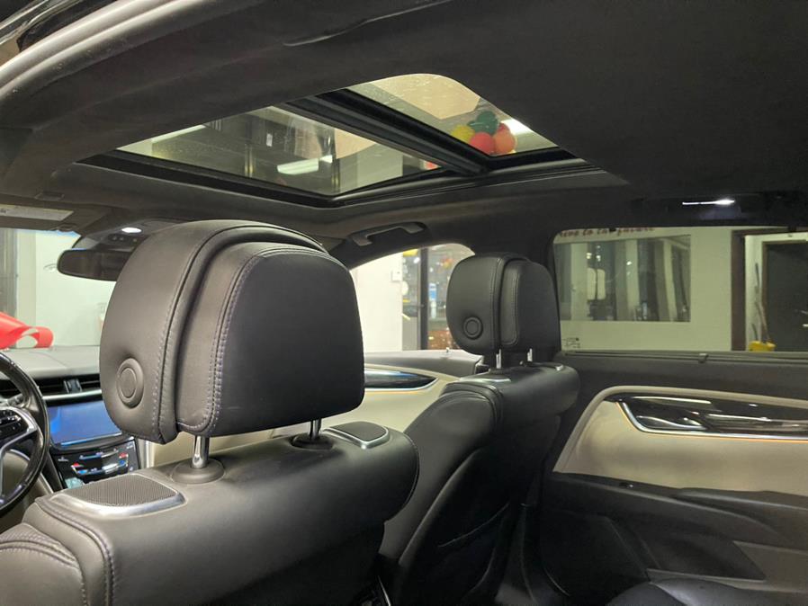 Used Cadillac XTS 4dr Sdn Platinum AWD 2013 | 5 Towns Drive. Inwood, New York Used Cadillac XTS 4dr Sdn Platinum AWD 2013 | 5 Towns Drive. Inwood, New York