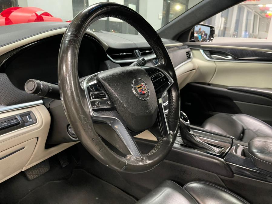 Used Cadillac XTS 4dr Sdn Platinum AWD 2013 | 5 Towns Drive. Inwood, New York Used Cadillac XTS 4dr Sdn Platinum AWD 2013 | 5 Towns Drive. Inwood, New York