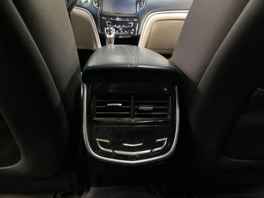 Used Cadillac XTS 4dr Sdn Platinum AWD 2013 | 5 Towns Drive. Inwood, New York Used Cadillac XTS 4dr Sdn Platinum AWD 2013 | 5 Towns Drive. Inwood, New York