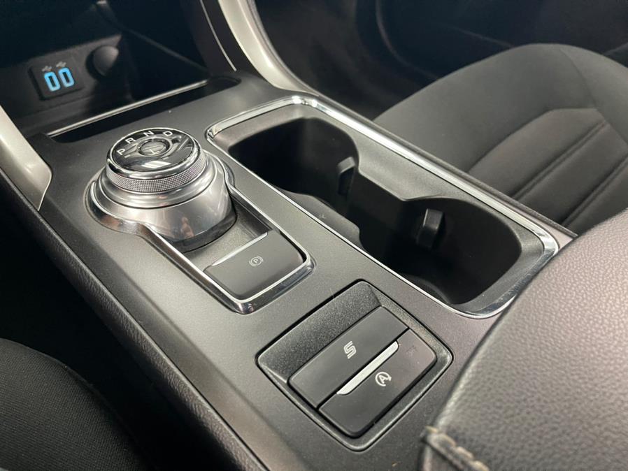 Used Ford Fusion SE FWD 2020 | 5 Towns Drive. Inwood, New York Used Ford Fusion SE FWD 2020 | 5 Towns Drive. Inwood, New York