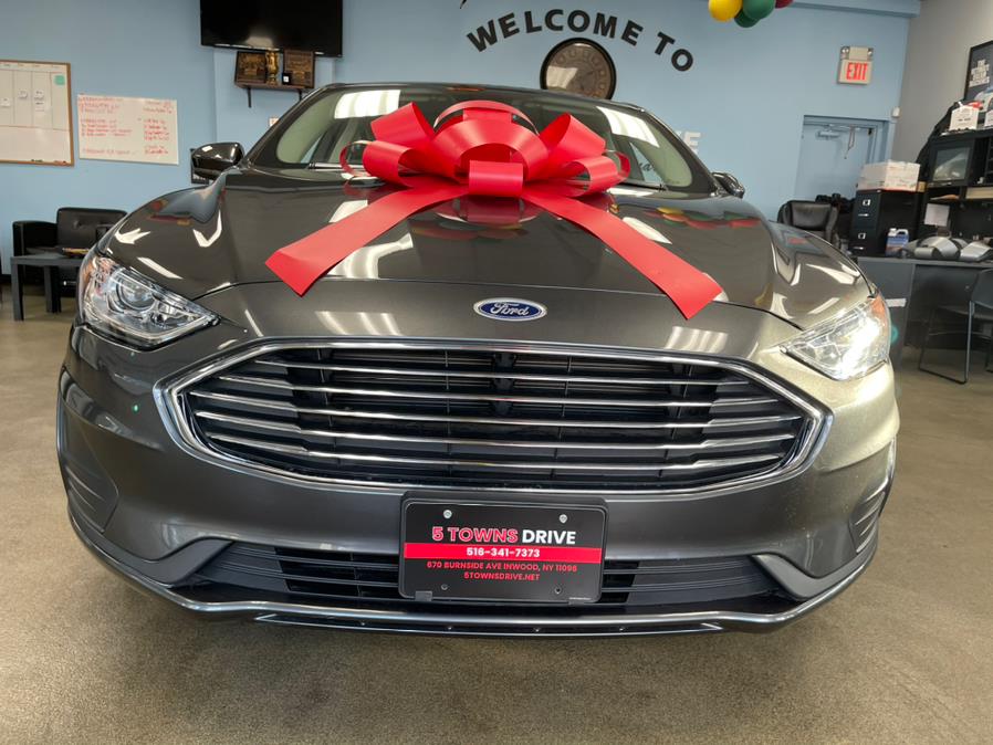 Used Ford Fusion SE FWD 2020 | 5 Towns Drive. Inwood, New York Used Ford Fusion SE FWD 2020 | 5 Towns Drive. Inwood, New York