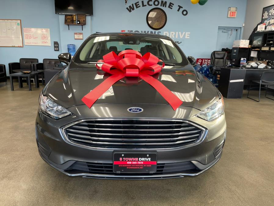 Used Ford Fusion SE FWD 2020 | 5 Towns Drive. Inwood, New York Used Ford Fusion SE FWD 2020 | 5 Towns Drive. Inwood, New York
