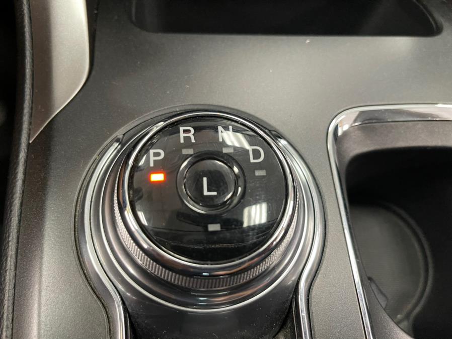 Used Ford Fusion SE FWD 2020 | 5 Towns Drive. Inwood, New York Used Ford Fusion SE FWD 2020 | 5 Towns Drive. Inwood, New York