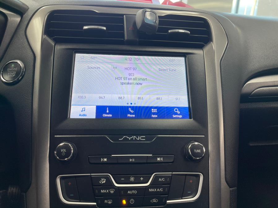 Used Ford Fusion SE FWD 2020 | 5 Towns Drive. Inwood, New York Used Ford Fusion SE FWD 2020 | 5 Towns Drive. Inwood, New York