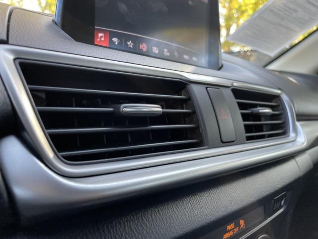Used Mazda Mazda3 GS 2018 | Blasius Federal Road. Brookfield, Connecticut Used Mazda Mazda3 GS 2018 | Blasius Federal Road. Brookfield, Connecticut