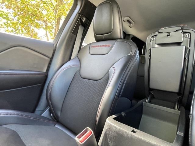 Used Jeep Cherokee Trailhawk 2019 | Blasius Federal Road. Brookfield, Connecticut Used Jeep Cherokee Trailhawk 2019 | Blasius Federal Road. Brookfield, Connecticut