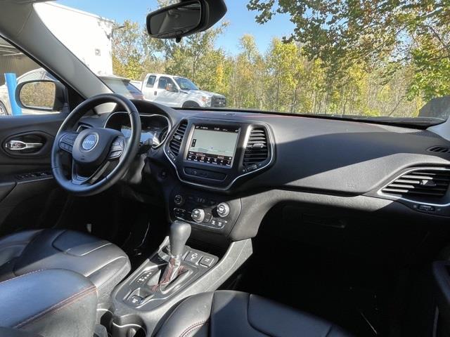 Used Jeep Cherokee Trailhawk 2019 | Blasius Federal Road. Brookfield, Connecticut Used Jeep Cherokee Trailhawk 2019 | Blasius Federal Road. Brookfield, Connecticut