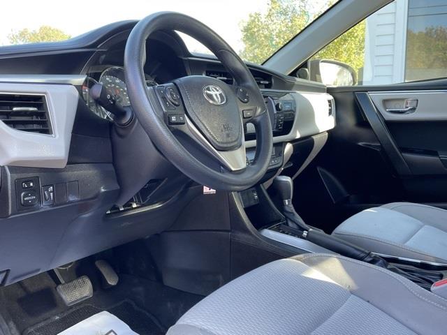 Used Toyota Corolla L 2015 | Blasius Federal Road. Brookfield, Connecticut Used Toyota Corolla L 2015 | Blasius Federal Road. Brookfield, Connecticut