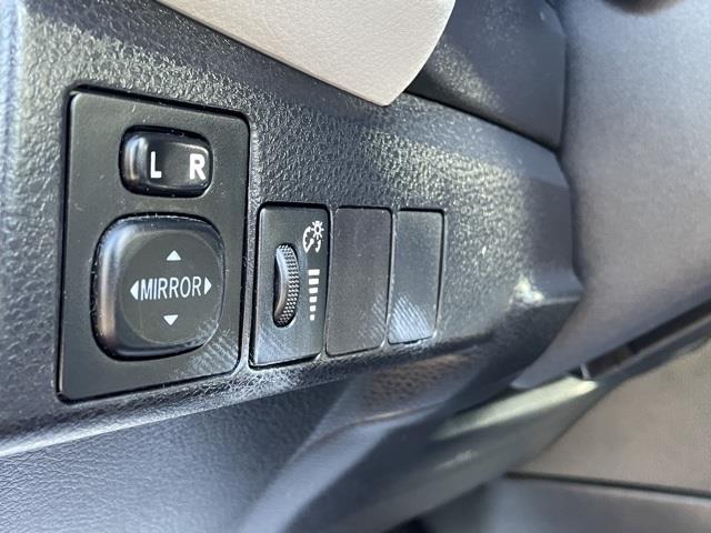 Used Toyota Corolla L 2015 | Blasius Federal Road. Brookfield, Connecticut Used Toyota Corolla L 2015 | Blasius Federal Road. Brookfield, Connecticut