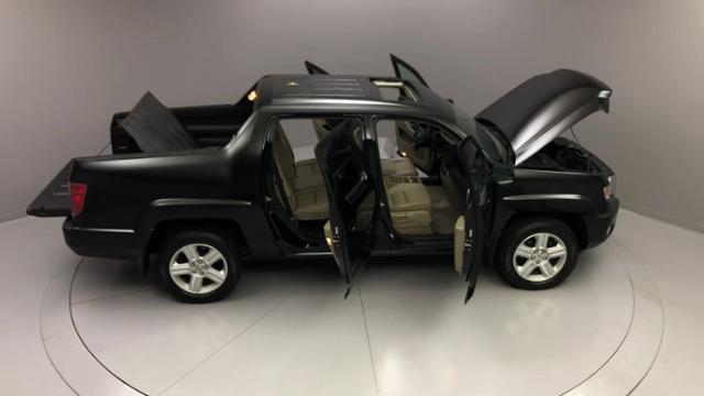 2009 Honda Ridgeline 4WD Crew Cab RTL, available for sale in Naugatuck, Connecticut | J&M Automotive Sls&Svc LLC. Naugatuck, Connecticut 2009 Honda Ridgeline 4WD Crew Cab RTL, available for sale in Naugatuck, Connecticut | J&M Automotive Sls&Svc LLC. Naugatuck, Connecticut