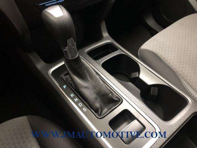 2017 Ford Escape SE 4WD, available for sale in Naugatuck, Connecticut | J&M Automotive Sls&Svc LLC. Naugatuck, Connecticut 2017 Ford Escape SE 4WD, available for sale in Naugatuck, Connecticut | J&M Automotive Sls&Svc LLC. Naugatuck, Connecticut