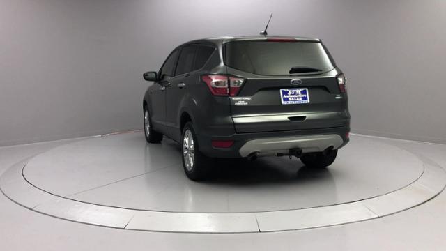 2017 Ford Escape SE 4WD, available for sale in Naugatuck, Connecticut | J&M Automotive Sls&Svc LLC. Naugatuck, Connecticut 2017 Ford Escape SE 4WD, available for sale in Naugatuck, Connecticut | J&M Automotive Sls&Svc LLC. Naugatuck, Connecticut