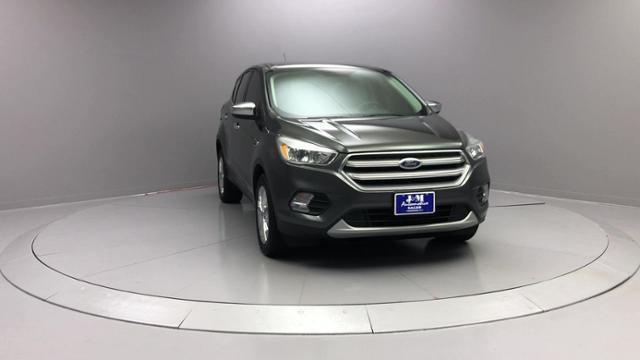 2017 Ford Escape SE 4WD, available for sale in Naugatuck, Connecticut | J&M Automotive Sls&Svc LLC. Naugatuck, Connecticut 2017 Ford Escape SE 4WD, available for sale in Naugatuck, Connecticut | J&M Automotive Sls&Svc LLC. Naugatuck, Connecticut