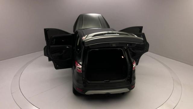 2017 Ford Escape SE 4WD, available for sale in Naugatuck, Connecticut | J&M Automotive Sls&Svc LLC. Naugatuck, Connecticut 2017 Ford Escape SE 4WD, available for sale in Naugatuck, Connecticut | J&M Automotive Sls&Svc LLC. Naugatuck, Connecticut
