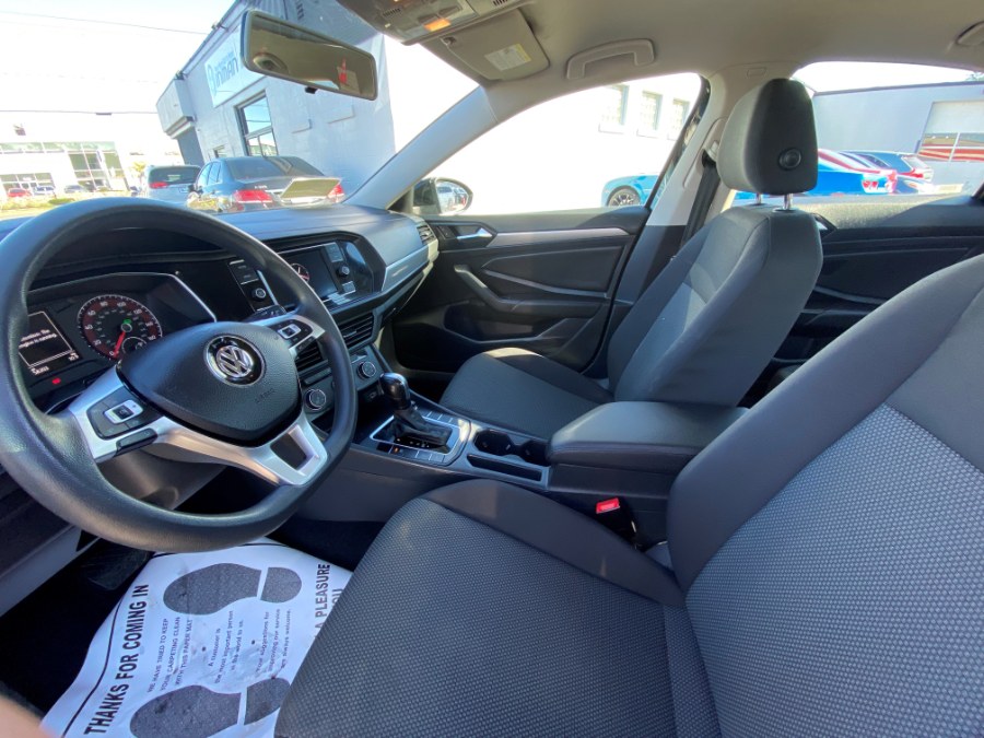 Used Volkswagen Jetta S Auto w/SULEV 2019 | Inman Motors Sales. Medford, Massachusetts Used Volkswagen Jetta S Auto w/SULEV 2019 | Inman Motors Sales. Medford, Massachusetts