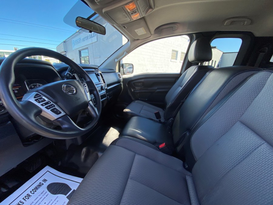 Used Nissan Titan 4x4 King Cab S *Ltd Avail* 2019 | Inman Motors Sales. Medford, Massachusetts Used Nissan Titan 4x4 King Cab S *Ltd Avail* 2019 | Inman Motors Sales. Medford, Massachusetts