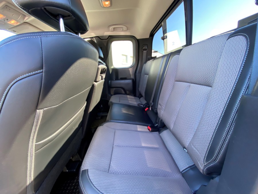 Used Nissan Titan 4x4 King Cab S *Ltd Avail* 2019 | Inman Motors Sales. Medford, Massachusetts Used Nissan Titan 4x4 King Cab S *Ltd Avail* 2019 | Inman Motors Sales. Medford, Massachusetts