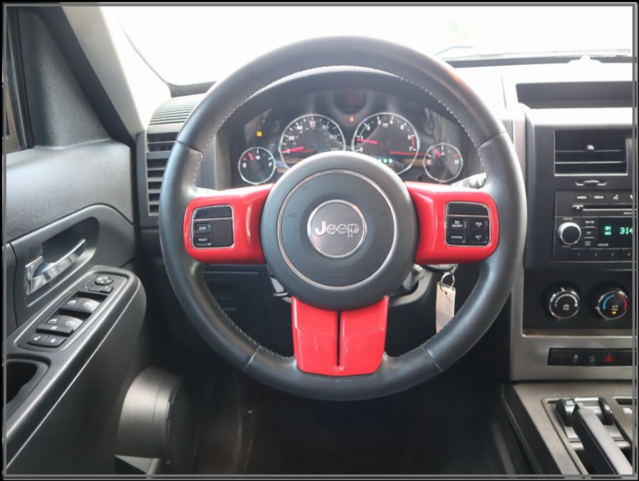 2011 Jeep Liberty 4WD 4dr Sport, available for sale in Huntington Station, New York | My Auto Inc.. Huntington Station, New York 2011 Jeep Liberty 4WD 4dr Sport, available for sale in Huntington Station, New York | My Auto Inc.. Huntington Station, New York
