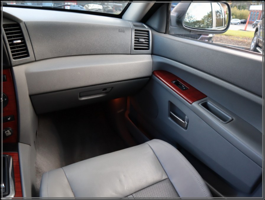 2006 Jeep Grand Cherokee 4dr Limited 4WD, available for sale in Huntington Station, New York | My Auto Inc.. Huntington Station, New York 2006 Jeep Grand Cherokee 4dr Limited 4WD, available for sale in Huntington Station, New York | My Auto Inc.. Huntington Station, New York