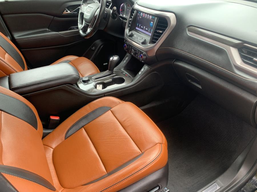 Used GMC Acadia AWD 4dr SLT w/SLT-1 2017 | Dealertown Auto Wholesalers. Milford, Connecticut Used GMC Acadia AWD 4dr SLT w/SLT-1 2017 | Dealertown Auto Wholesalers. Milford, Connecticut