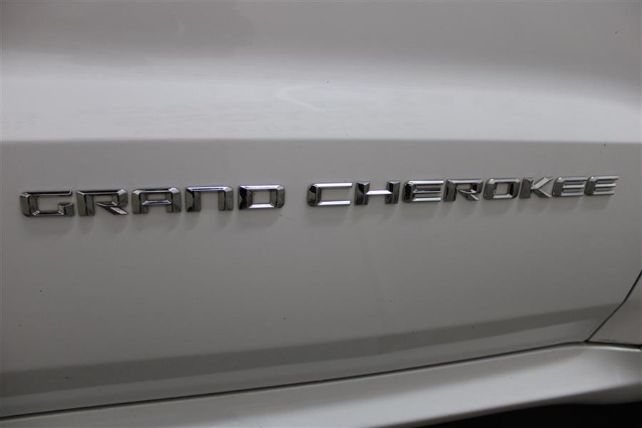 Used Jeep Grand Cherokee SRT-8 2015 | Fast Track Motors. Paterson, New Jersey Used Jeep Grand Cherokee SRT-8 2015 | Fast Track Motors. Paterson, New Jersey