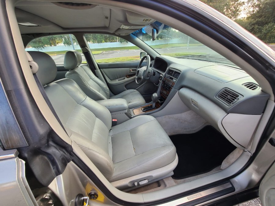 2000 Lexus ES 300 4dr Sdn, available for sale in Longwood, Florida | Majestic Autos Inc.. Longwood, Florida 2000 Lexus ES 300 4dr Sdn, available for sale in Longwood, Florida | Majestic Autos Inc.. Longwood, Florida