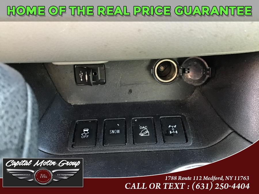 Used Toyota Highlander AWD 4dr V6 LE Plus (Natl) 2015 | Capital Motor Group Inc. Medford, New York Used Toyota Highlander AWD 4dr V6 LE Plus (Natl) 2015 | Capital Motor Group Inc. Medford, New York