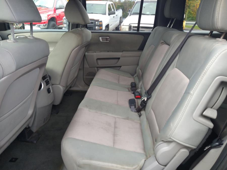 2015 Honda Pilot 4WD 4dr EX, available for sale in Brewster, New York | A & R Service Center Inc. Brewster, New York 2015 Honda Pilot 4WD 4dr EX, available for sale in Brewster, New York | A & R Service Center Inc. Brewster, New York