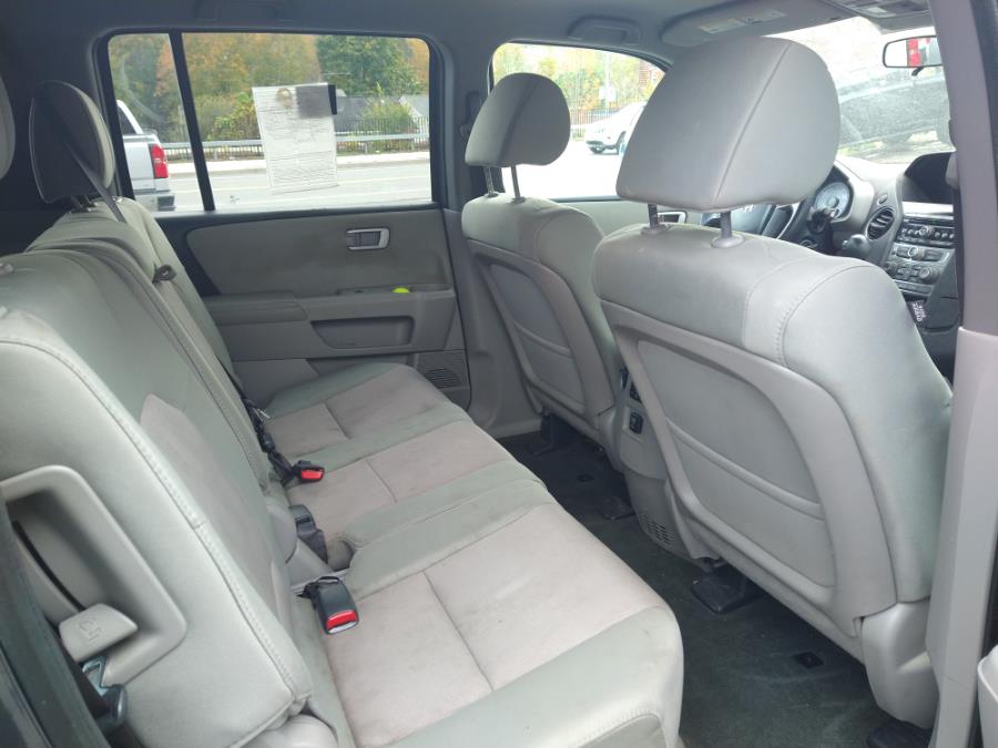 2015 Honda Pilot 4WD 4dr EX, available for sale in Brewster, New York | A & R Service Center Inc. Brewster, New York 2015 Honda Pilot 4WD 4dr EX, available for sale in Brewster, New York | A & R Service Center Inc. Brewster, New York