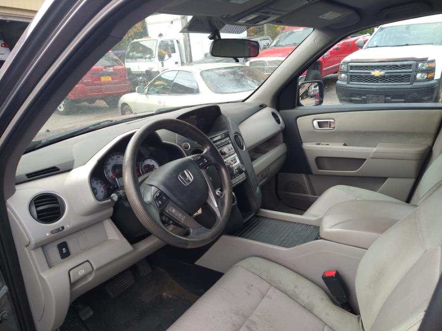 2015 Honda Pilot 4WD 4dr EX, available for sale in Brewster, New York | A & R Service Center Inc. Brewster, New York 2015 Honda Pilot 4WD 4dr EX, available for sale in Brewster, New York | A & R Service Center Inc. Brewster, New York