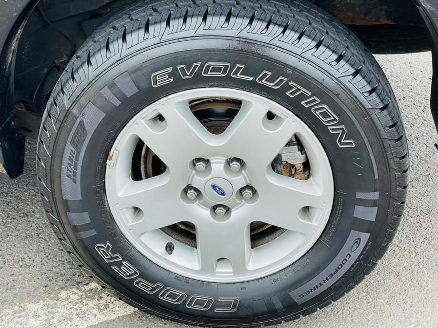 2007 Ford Escape 4WD 4dr V6 Auto XLT Sport, available for sale in New Britain, Connecticut | Supreme Automotive. New Britain, Connecticut 2007 Ford Escape 4WD 4dr V6 Auto XLT Sport, available for sale in New Britain, Connecticut | Supreme Automotive. New Britain, Connecticut