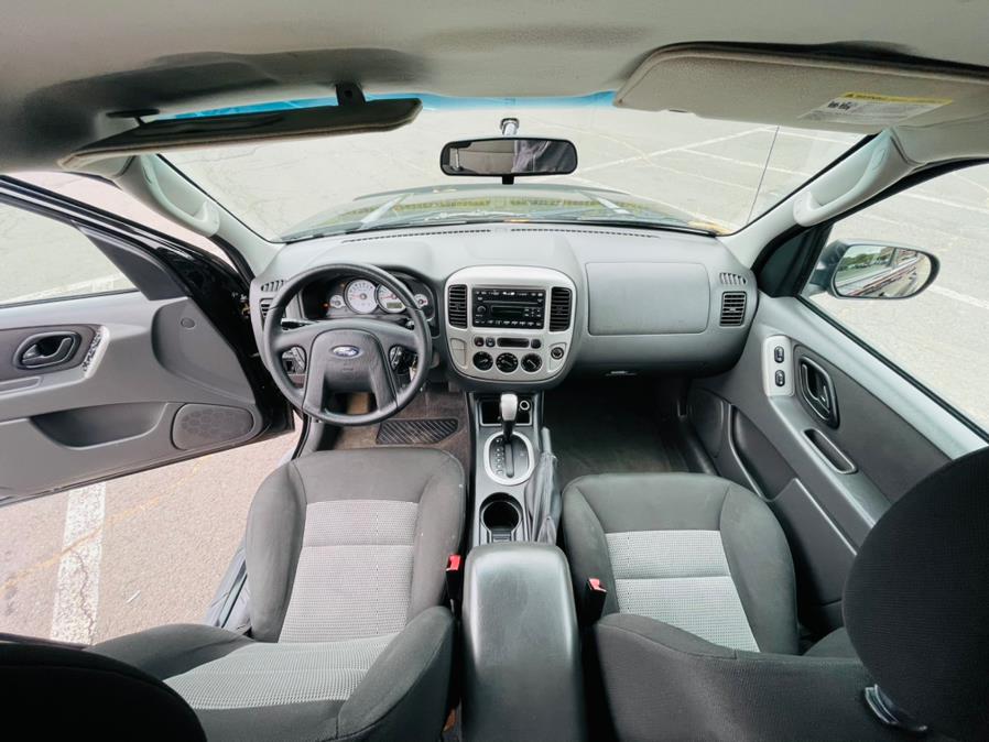 2007 Ford Escape 4WD 4dr V6 Auto XLT Sport, available for sale in New Britain, Connecticut | Supreme Automotive. New Britain, Connecticut 2007 Ford Escape 4WD 4dr V6 Auto XLT Sport, available for sale in New Britain, Connecticut | Supreme Automotive. New Britain, Connecticut
