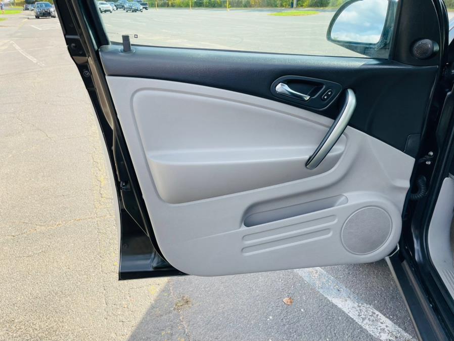 Used Saturn VUE FWD 4dr I4 Auto 2007 | Supreme Automotive. New Britain, Connecticut Used Saturn VUE FWD 4dr I4 Auto 2007 | Supreme Automotive. New Britain, Connecticut
