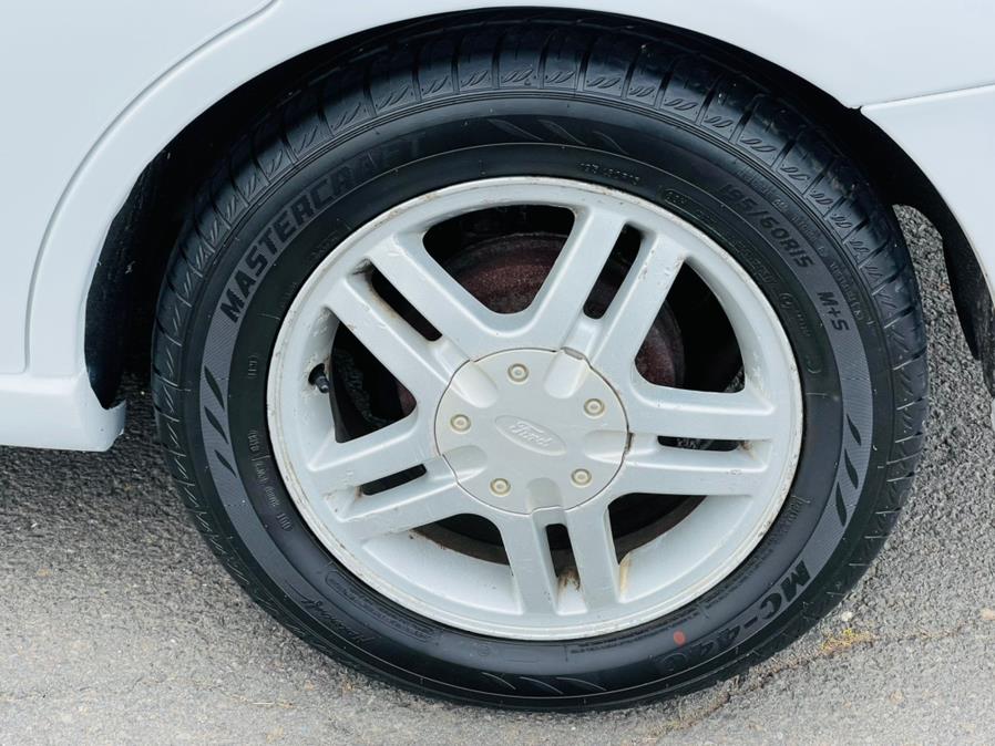 2002 Ford Focus 4dr Sdn LX Base, available for sale in New Britain, Connecticut | Supreme Automotive. New Britain, Connecticut 2002 Ford Focus 4dr Sdn LX Base, available for sale in New Britain, Connecticut | Supreme Automotive. New Britain, Connecticut