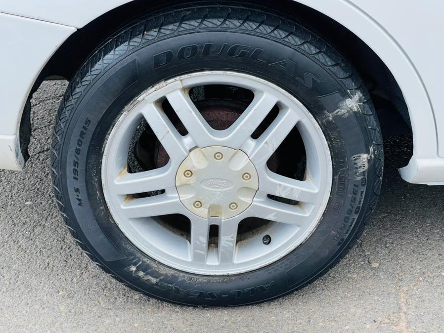 2002 Ford Focus 4dr Sdn LX Base, available for sale in New Britain, Connecticut | Supreme Automotive. New Britain, Connecticut 2002 Ford Focus 4dr Sdn LX Base, available for sale in New Britain, Connecticut | Supreme Automotive. New Britain, Connecticut