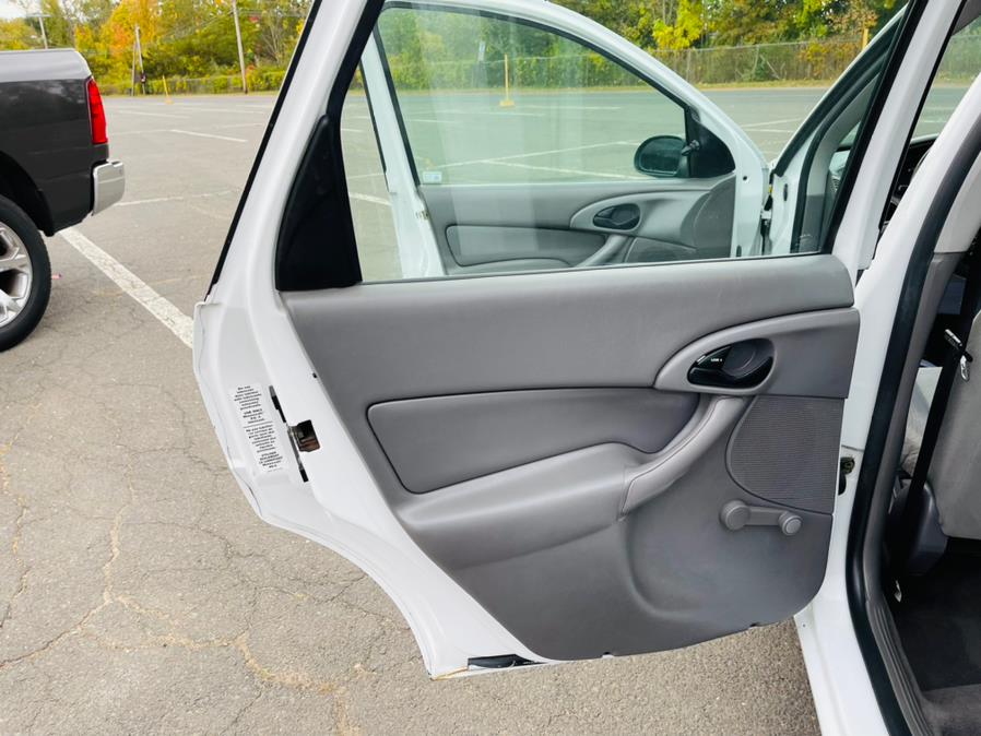 2002 Ford Focus 4dr Sdn LX Base, available for sale in New Britain, Connecticut | Supreme Automotive. New Britain, Connecticut 2002 Ford Focus 4dr Sdn LX Base, available for sale in New Britain, Connecticut | Supreme Automotive. New Britain, Connecticut