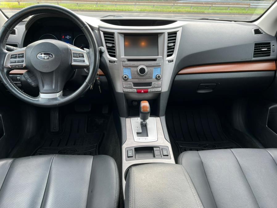 2014 Subaru Outback 4dr Wgn H4 Auto 2.5i Limited, available for sale in Berlin, Connecticut | Main Auto of Berlin. Berlin, Connecticut 2014 Subaru Outback 4dr Wgn H4 Auto 2.5i Limited, available for sale in Berlin, Connecticut | Main Auto of Berlin. Berlin, Connecticut