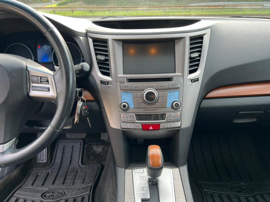 2014 Subaru Outback 4dr Wgn H4 Auto 2.5i Limited, available for sale in Berlin, Connecticut | Main Auto of Berlin. Berlin, Connecticut 2014 Subaru Outback 4dr Wgn H4 Auto 2.5i Limited, available for sale in Berlin, Connecticut | Main Auto of Berlin. Berlin, Connecticut