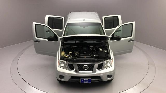 2012 Nissan Frontier 4WD Crew Cab SWB Auto SV, available for sale in Naugatuck, Connecticut | J&M Automotive Sls&Svc LLC. Naugatuck, Connecticut 2012 Nissan Frontier 4WD Crew Cab SWB Auto SV, available for sale in Naugatuck, Connecticut | J&M Automotive Sls&Svc LLC. Naugatuck, Connecticut