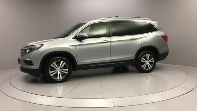 Used Honda Pilot EX-L AWD 2017 | J&M Automotive Sls&Svc LLC. Naugatuck, Connecticut Used Honda Pilot EX-L AWD 2017 | J&M Automotive Sls&Svc LLC. Naugatuck, Connecticut