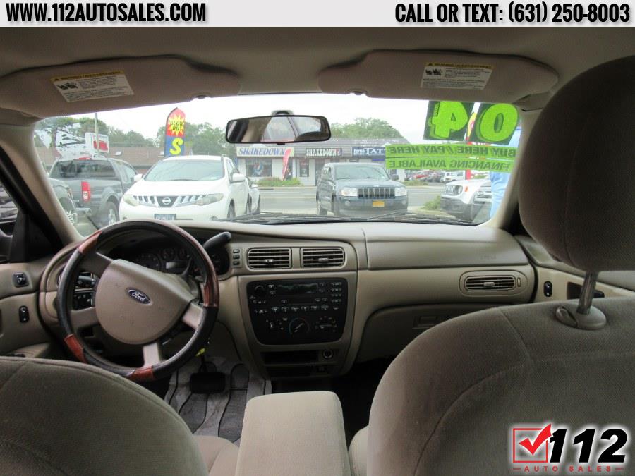 Used Ford Taurus 4dr Sdn SE 2004 | 112 Auto Sales. Patchogue, New York Used Ford Taurus 4dr Sdn SE 2004 | 112 Auto Sales. Patchogue, New York