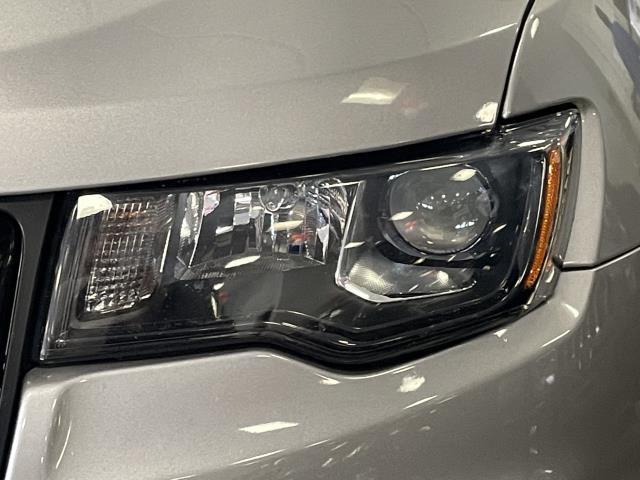 Used Jeep Grand Cherokee Altitude 4x4 2019 | Sunrise Auto Outlet. Amityville, New York Used Jeep Grand Cherokee Altitude 4x4 2019 | Sunrise Auto Outlet. Amityville, New York