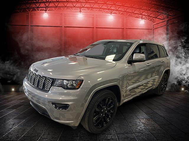 Used Jeep Grand Cherokee Altitude 4x4 2019 | Sunrise Auto Outlet. Amityville, New York Used Jeep Grand Cherokee Altitude 4x4 2019 | Sunrise Auto Outlet. Amityville, New York