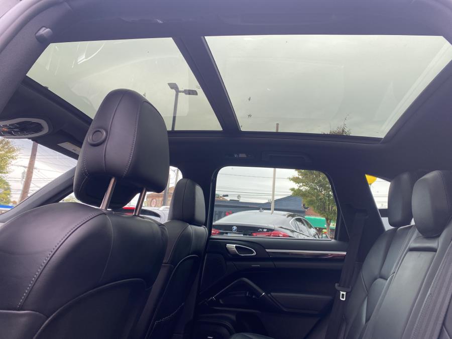 Used Porsche Cayenne AWD 4dr Tiptronic 2014 | Sunrise of Elmont. Elmont, New York Used Porsche Cayenne AWD 4dr Tiptronic 2014 | Sunrise of Elmont. Elmont, New York