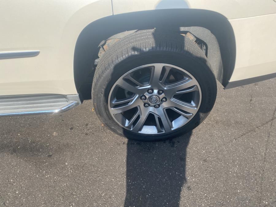 2015 Cadillac Escalade 4WD 4dr Luxury, available for sale in Elmont, New York | Sunrise of Elmont. Elmont, New York 2015 Cadillac Escalade 4WD 4dr Luxury, available for sale in Elmont, New York | Sunrise of Elmont. Elmont, New York