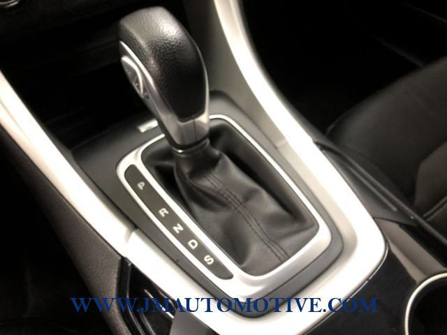 Used Ford Fusion 4dr Sdn SE FWD 2014 | J&M Automotive Sls&Svc LLC. Naugatuck, Connecticut Used Ford Fusion 4dr Sdn SE FWD 2014 | J&M Automotive Sls&Svc LLC. Naugatuck, Connecticut
